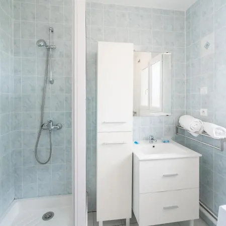 Patguyflor-2 By Interhome דירה